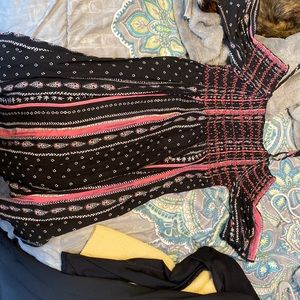 black and pick dress